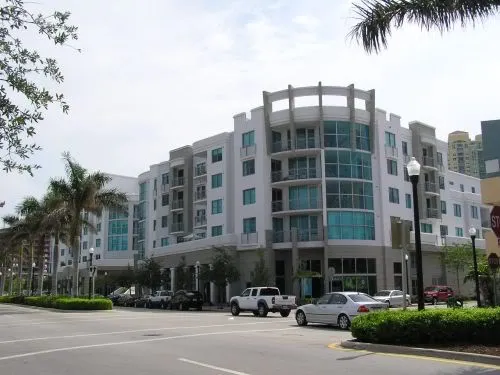 Update: 2 Bedroom Foreclosure @ The Cosmopolitan in South Beach Image