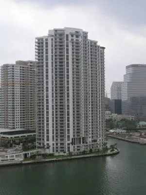 2 Bedroom Foreclosure at Carbonell in Brickell Key Image