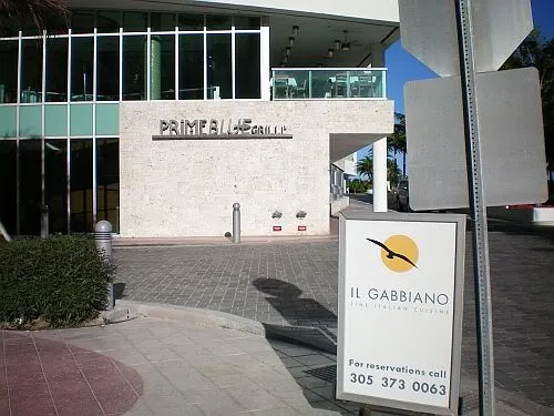 Prime Blue Grille and Il Gabbiano Are Just What Downtown Miami Needs Image