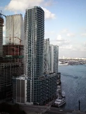 Day & Night – Miami River Condos Image