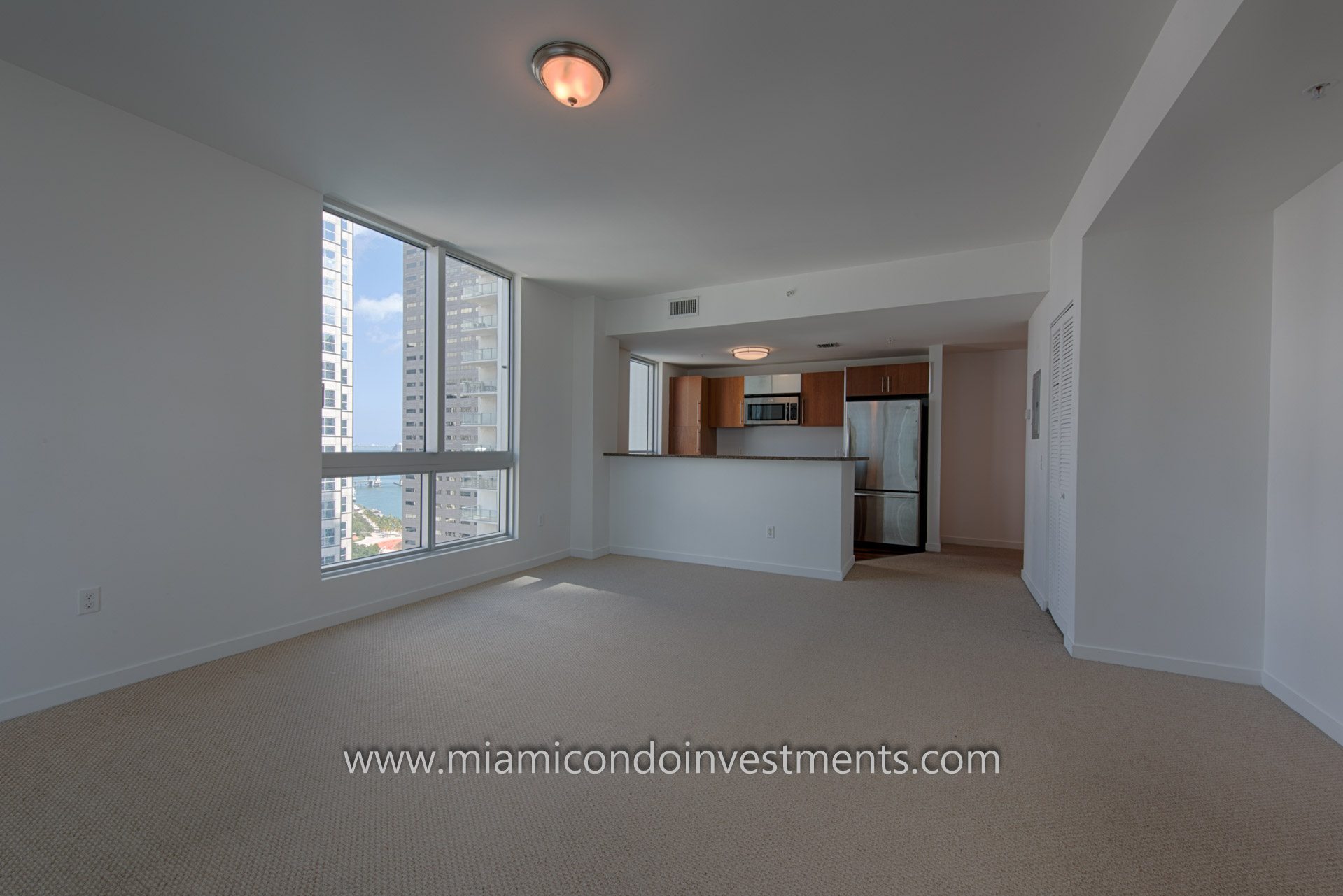 16 Units at Met 1 Offering One Month Free Rent as Incentive Image