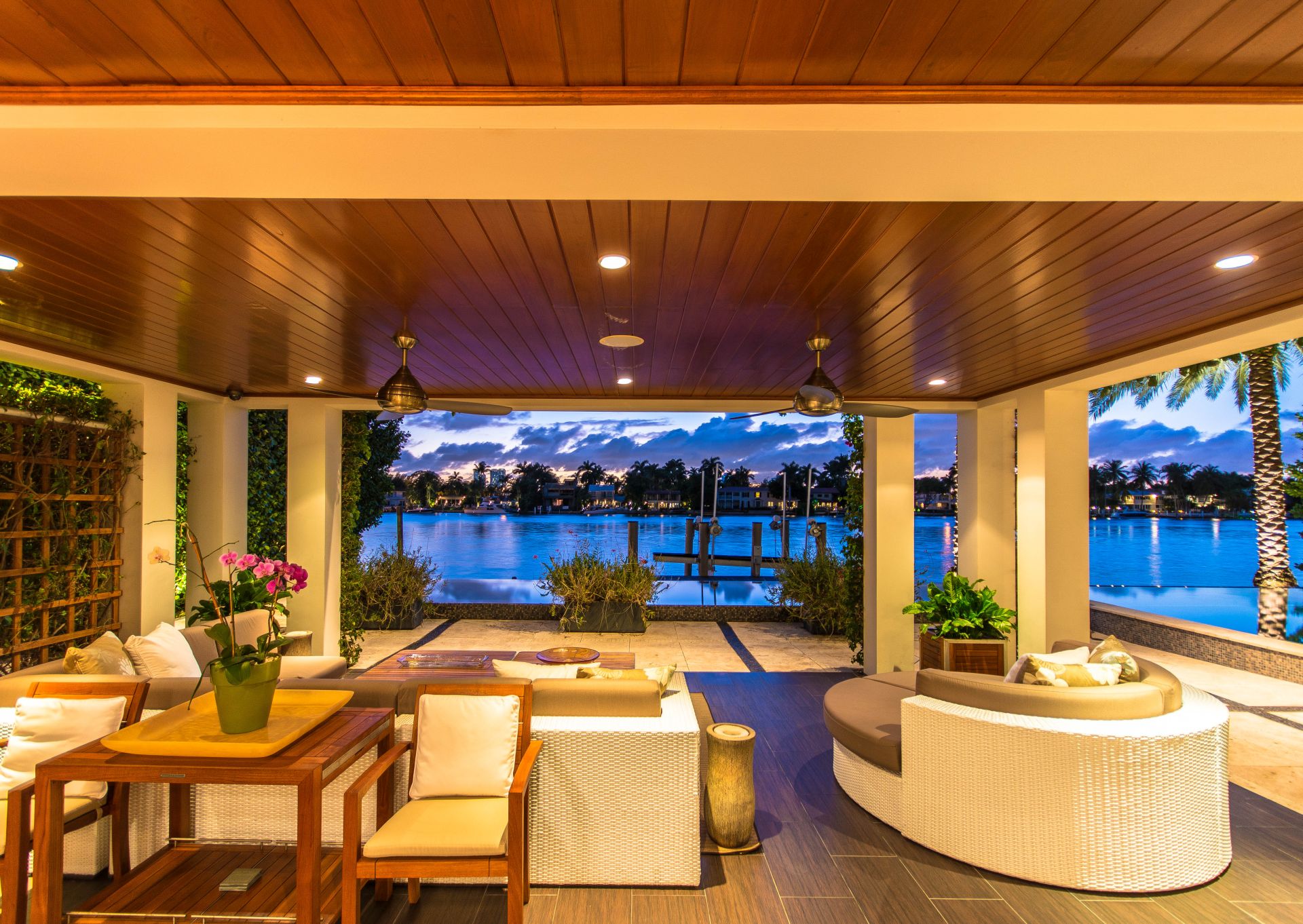 Venetian Islands Real Estate: November 2015 Market Report Image