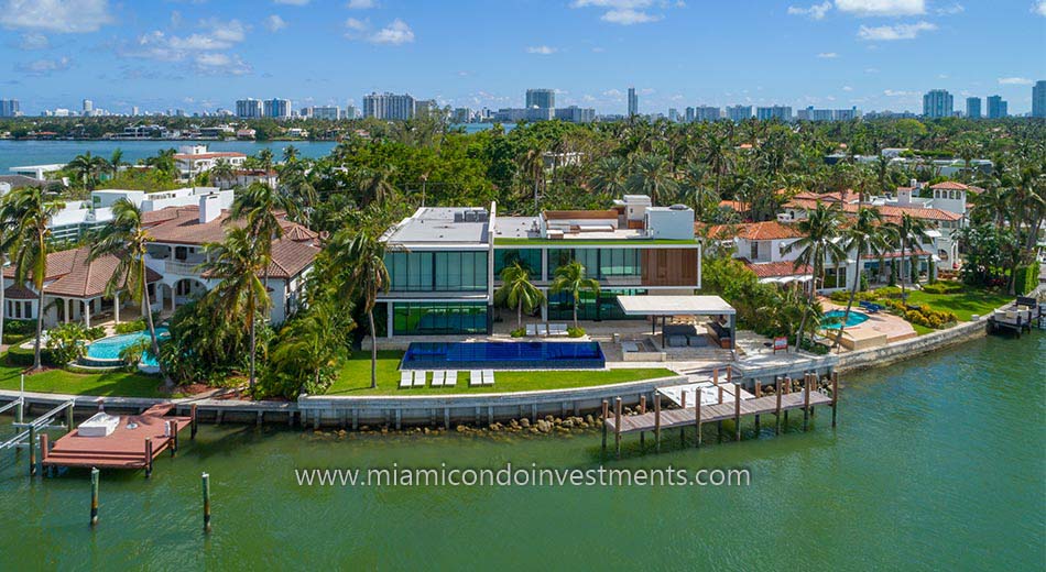 Hibiscus Island waterfront homes