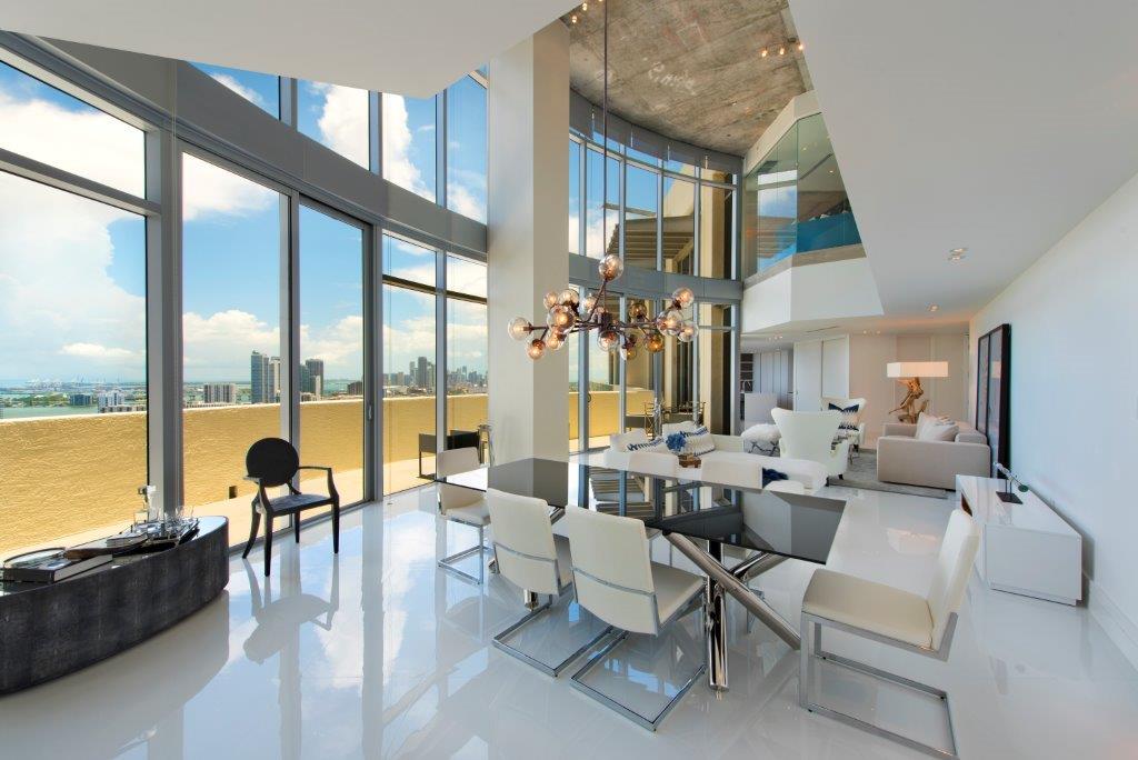 Duplex Penthouse with Soaring Windows at 4 Midtown Wants $2.232 Million Image