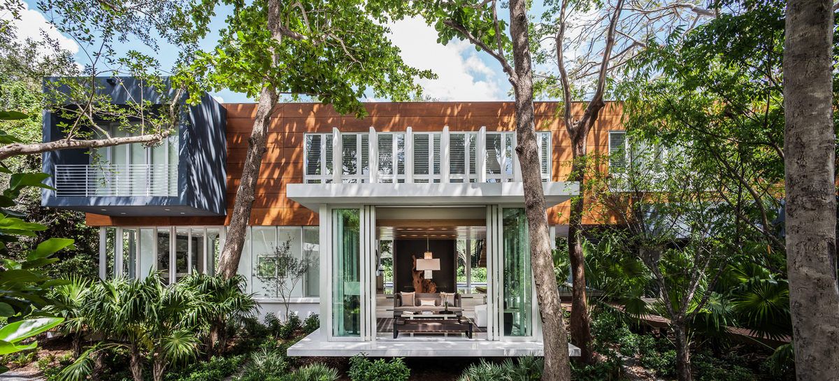 Subtropical Modernist Coconut Grove House by Shulman + Associates Hits the Market for $6.95M Image
