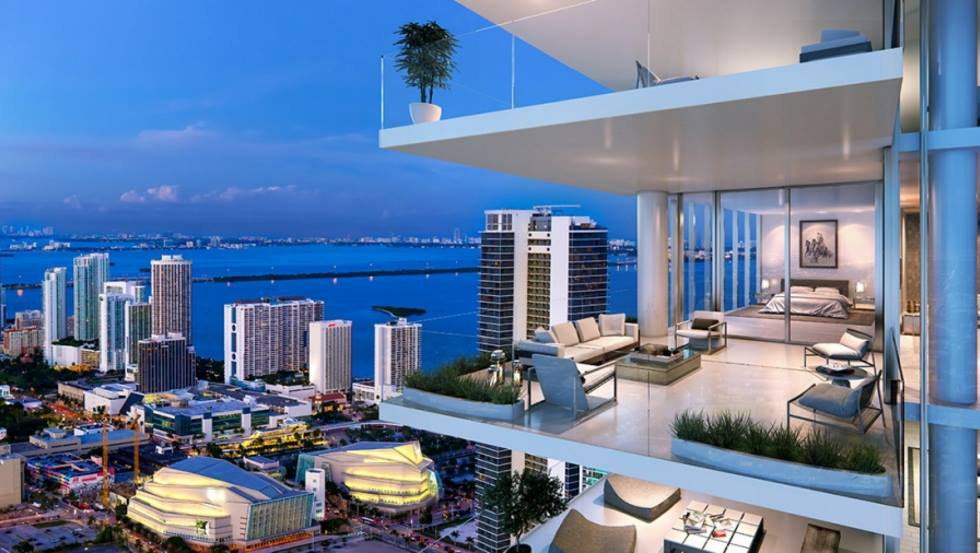 Paramount Miami Worldcenter Offers an EB-5 Program That Includes a Condo Image