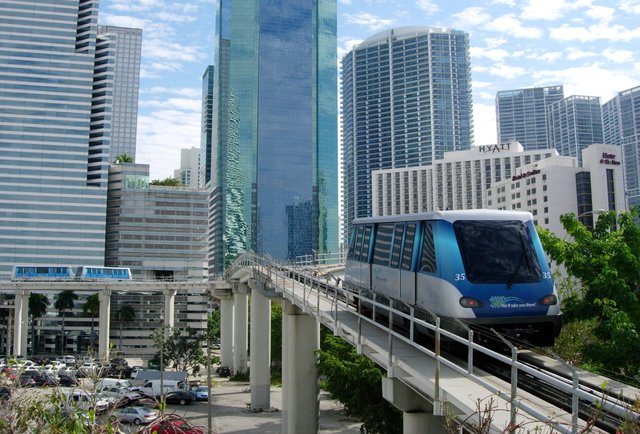 The Mover Now Moves Until 2AM on Weekends Image