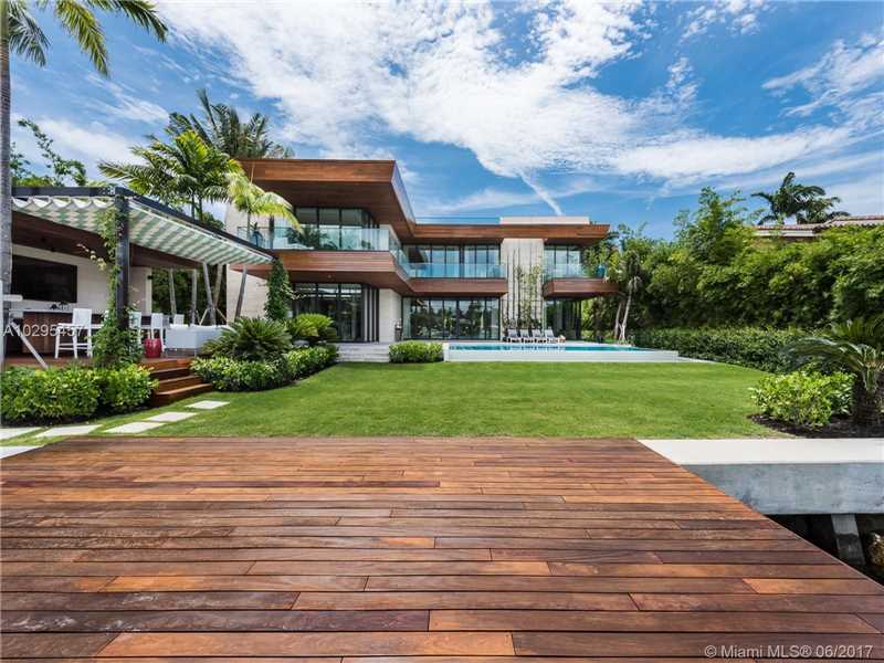 Gorgeous Spec Home at 6440 North Bay Road Reduces Price to $26,950,000 Image