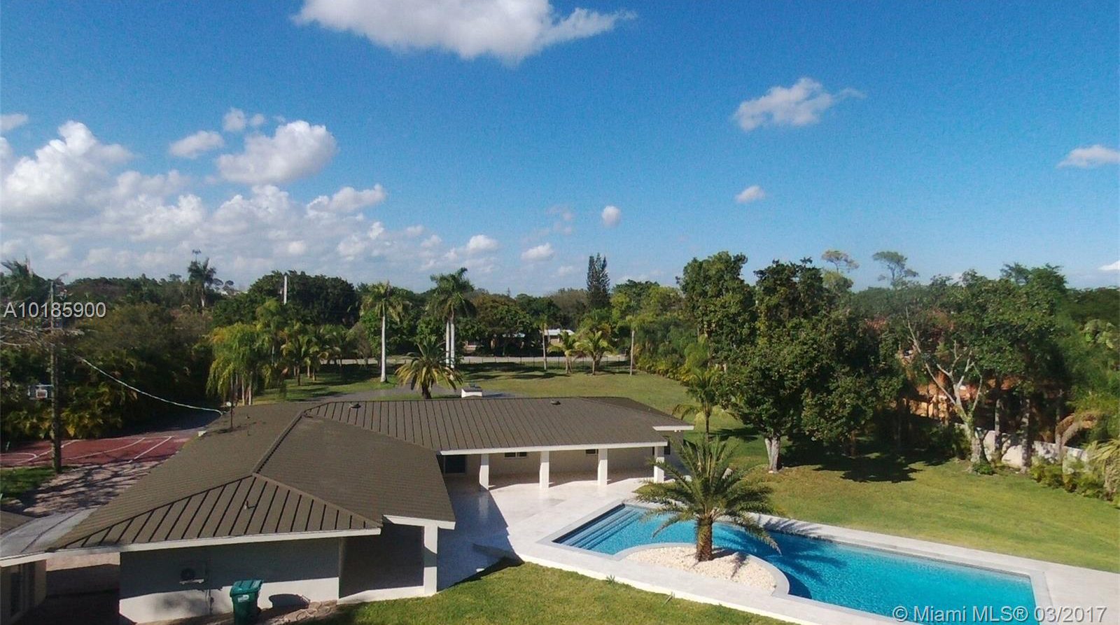 OJ Simpson’s Former Miami Home Gets A Fresh Start Image