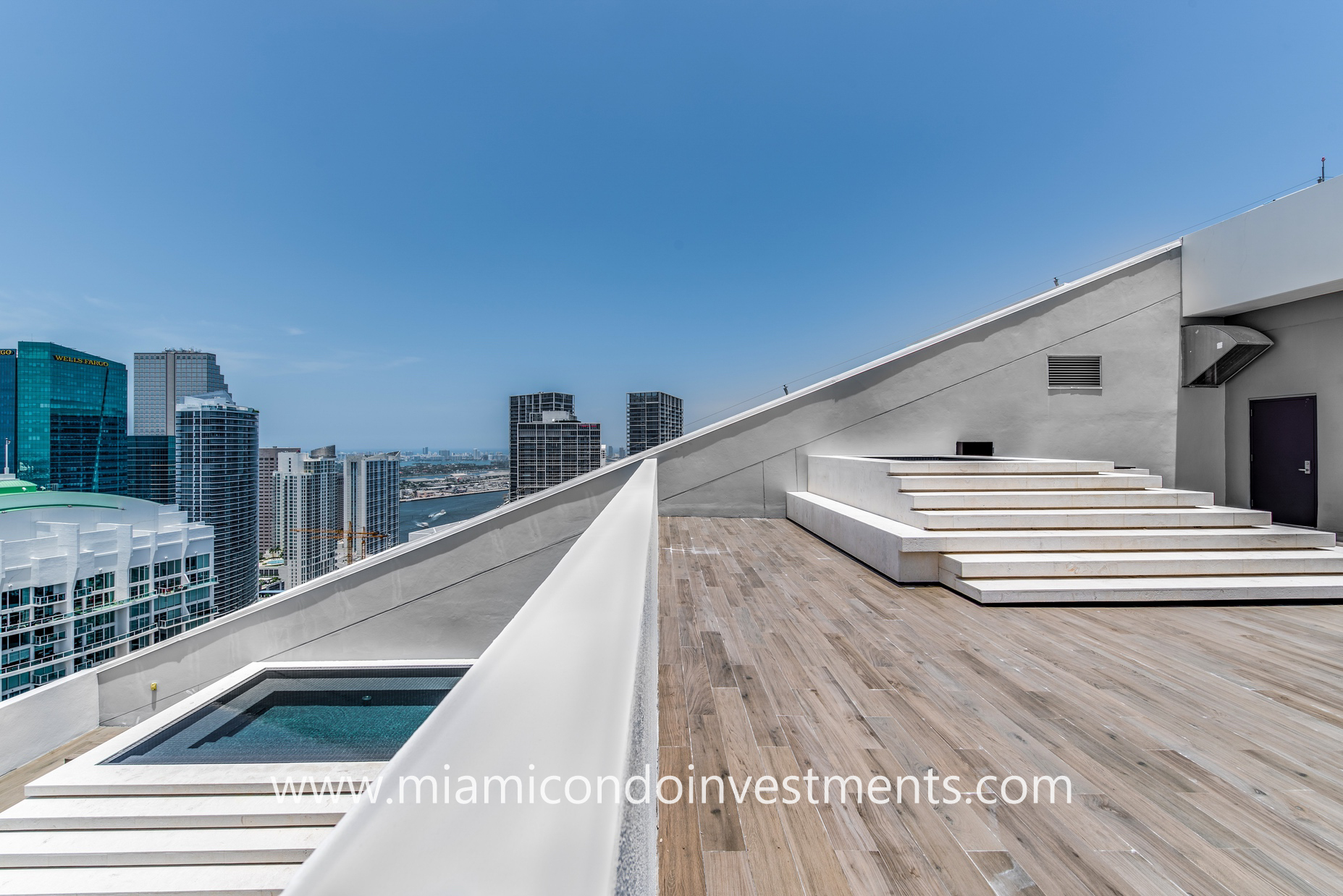 The Ultimate Bachelor Pad in Miami – a Two-Story Penthouse at Reach Brickell City Centre w/ Rooftop Pool, Jacuzzi, and Summer Kitchen – Asking $6.69M Image