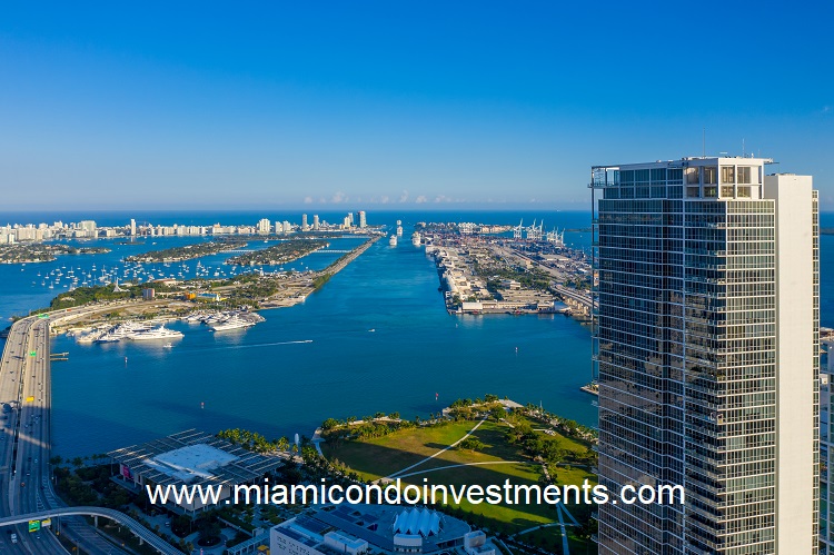 Tampa Bay Buccaneers’, Rob Gronkowski, calls Marquis Residences Miami, Home Image