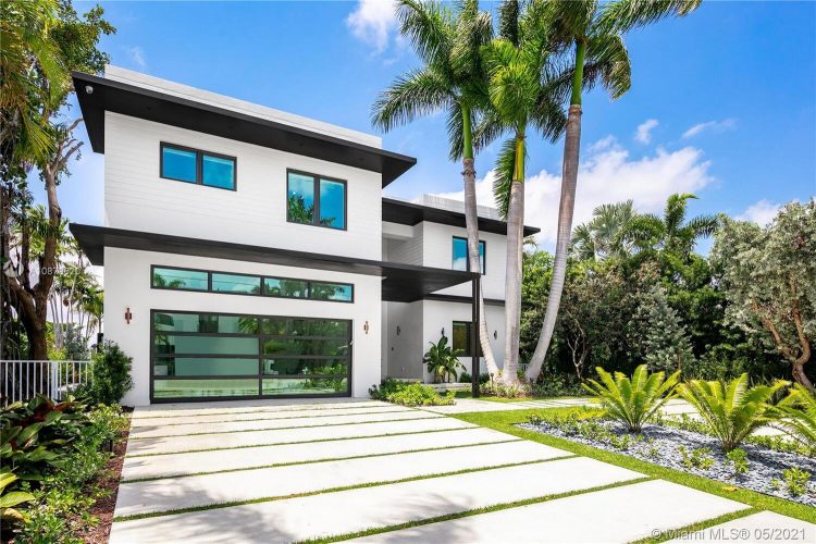 Anheuser Busch Executive Pays Record Price for Waterfront Home in Bay Harbor Islands Image