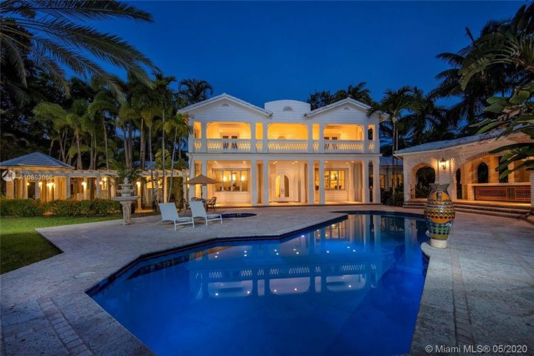 Gloria Estefan Sold Star Island Mansion for $35 Million Image