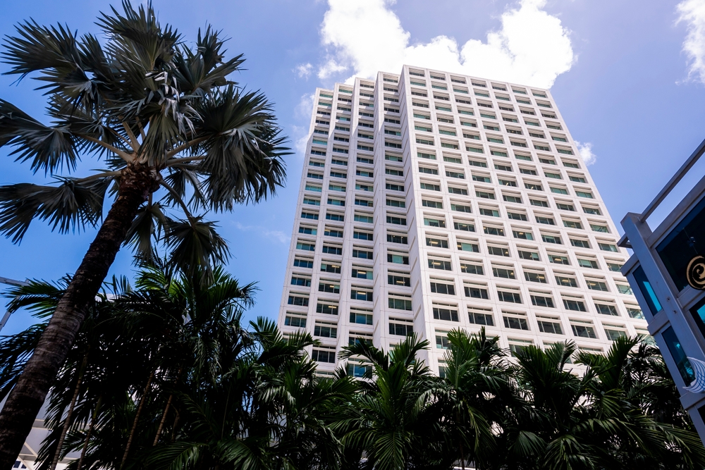 Monarch Alternative Capital Buys 801 Brickell Office Tower for $250 Million Image